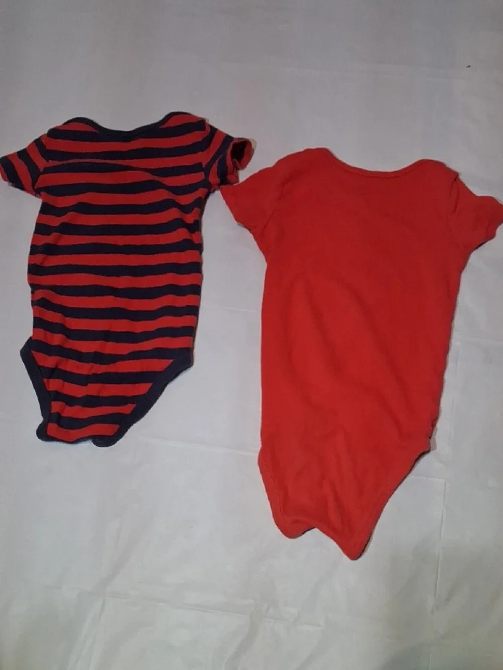 ✨ Carter's Baby Boy Bodysuit 24M ✨ (Set Of 2)